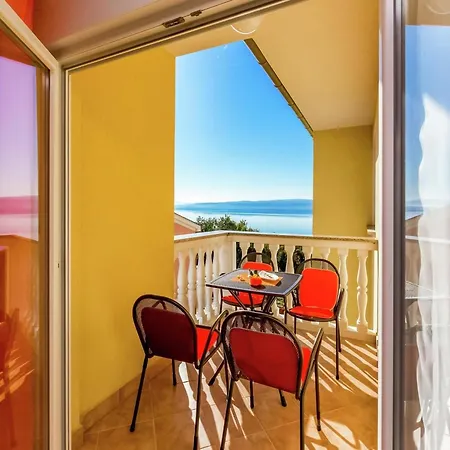Apartman In Rome Near Center Dramalj