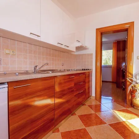 Apartment In Rome Near Center
